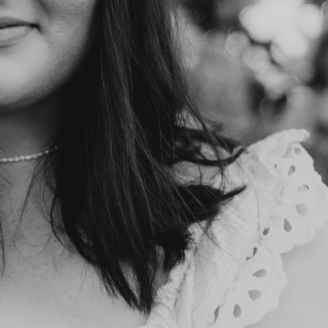 DOT NECKLACE